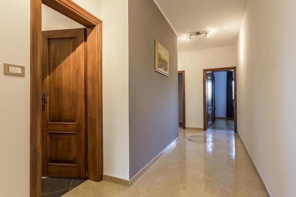Villa Anavi Bicici Exterior photo